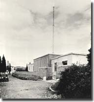 Edificio e antenna del trasmettitore (1946)